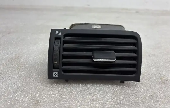 Toyota Avensis T250 Dashboard side air vent grill/cover trim 8518C B0DRB0N