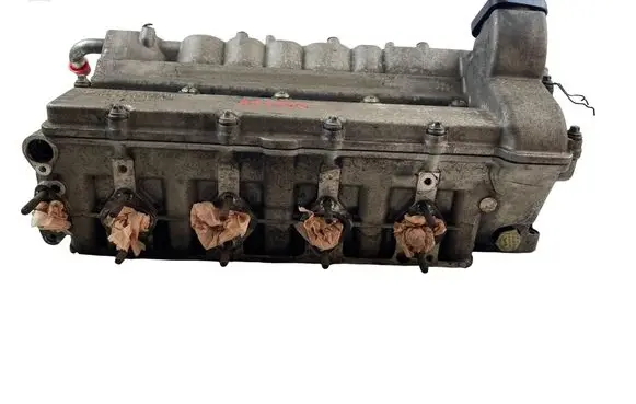 BMW 7 E38 Engine head 2248195