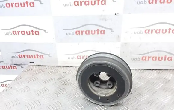 Volkswagen Golf IV Crankshaft pulley 038105243