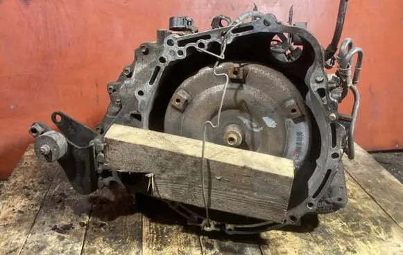 Toyota Avensis T250 Automatic gearbox 031024873