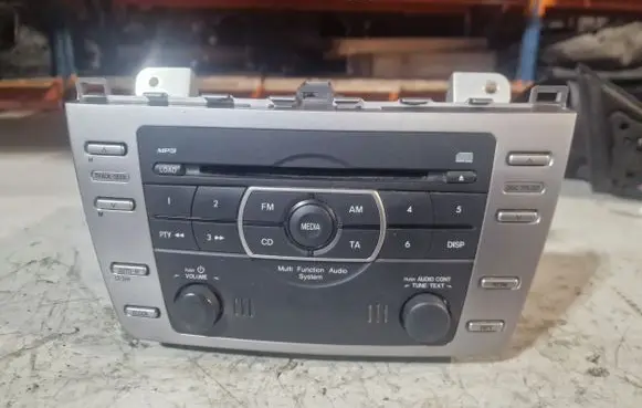 Mazda 6 Radio/CD/DVD/GPS head unit GS1D669R0A