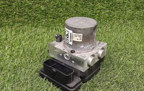 KIA Soul ABS Pump 58900B2506 B58920B2506