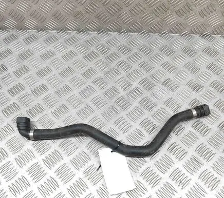 BMW iX1 Engine coolant pipe/hose 8846761