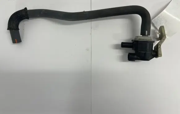 Toyota RAV 4 (XA50) Vacuum valve 9091012279 1362007110