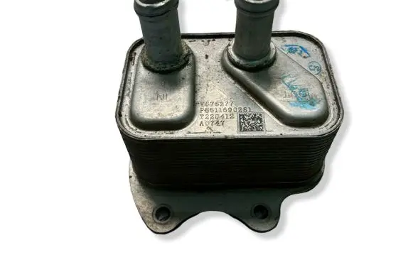 Volvo XC40 Transmission/gearbox oil cooler V576277