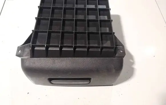 Volkswagen Golf Plus Glove box