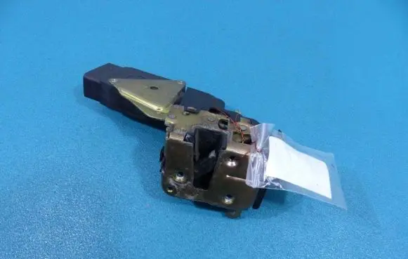 Mitsubishi Carisma Front door lock IMPRK815520