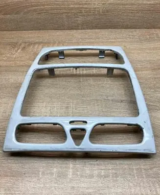 Mercedes-Benz C W203 Radio/GPS head unit trim A2036802539 23190301