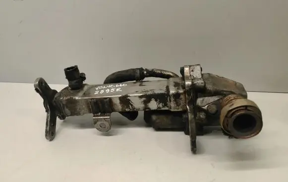 Volvo S60 EGR valve cooler 30637142