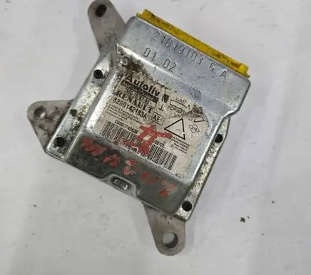 Renault Laguna II Airbag control unit/module 8200142183A C039CF40638 550758700