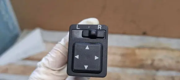 Toyota Avensis T220 Wing mirror switch 8487005020 98903221000