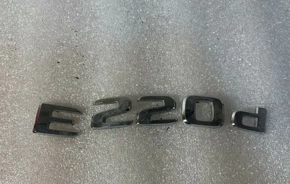 Mercedes-Benz E W213 Manufacturers badge/model letters a2138175700