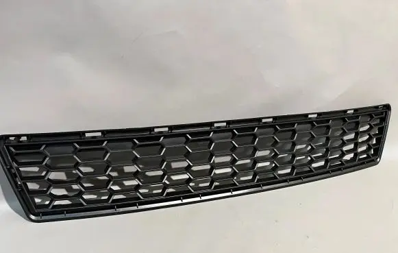 BMW X3 F25 Front bumper lower grill 51118048097