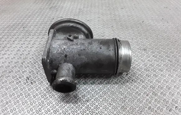 BMW 3 E90 E91 EGR valve 7792077