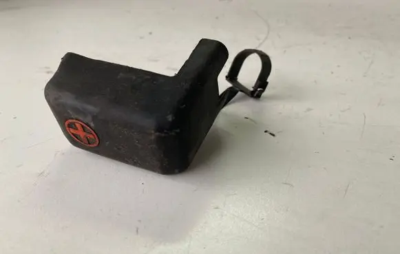 Toyota Avensis T270 Positive cable (battery)