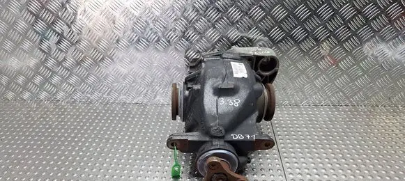BMW X1 E84 Rear differential S27698159 7637447
