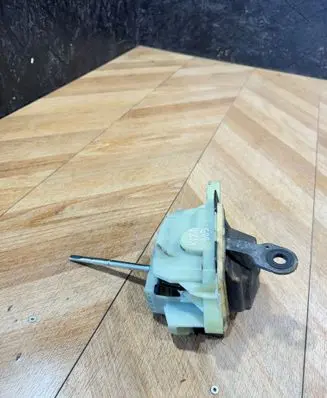 Mercedes-Benz E W211 Gear shifter/selector A2112673124