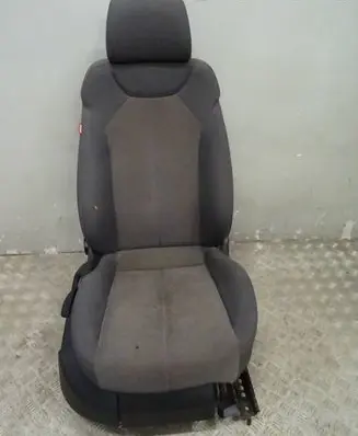 Seat Leon (1P) Front passenger seat