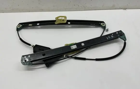 Volkswagen Touareg III Front window lifting mechanism without motor 760837461D