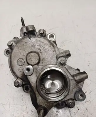 Peugeot Boxer Vacuum pump 65741