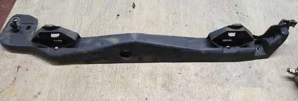Renault Laguna III Fender mounting bracket 901270001R