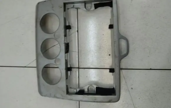 Ford Focus Climate control/heater control trim 4M5118522