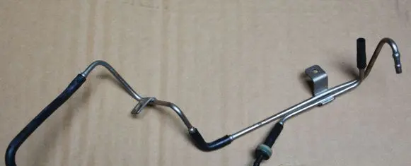 Volkswagen Polo V 6R Exhaust pressure sensor 04B131051A