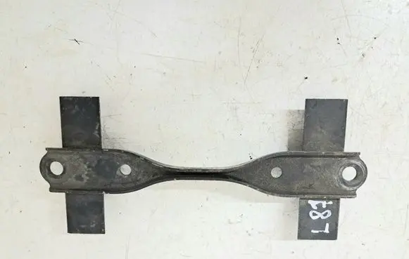Toyota RAV 4 (XA20) Battery bracket 