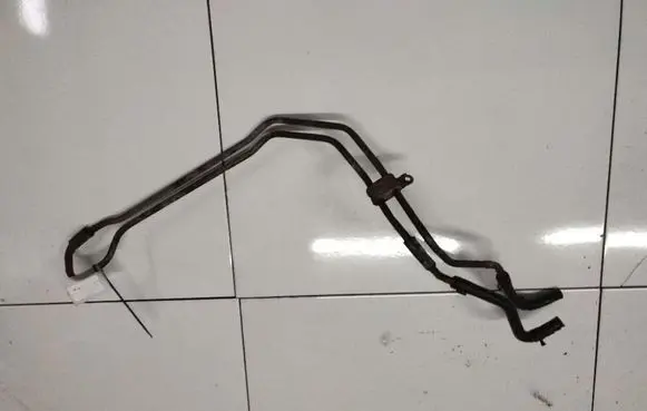 Power steering hose/pipe/line