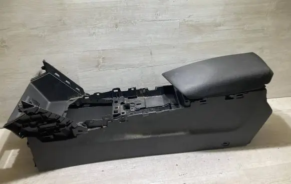 Renault Megane IV Armrest 969109180R