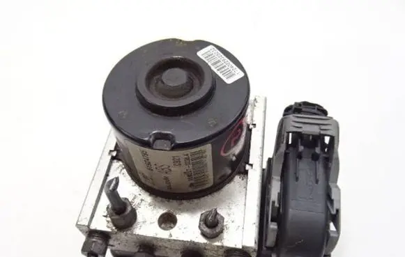Opel Combo D ABS Pump 51924795 C921 10020702384