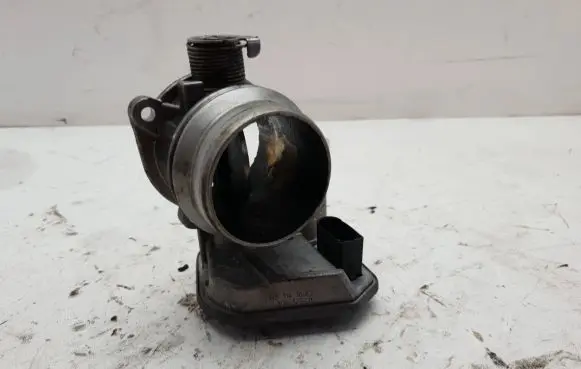 BMW 1 E82 E88 Throttle valve 7804373 B81141890