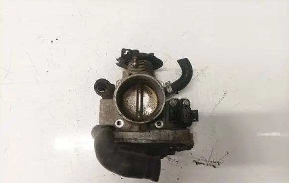Audi A4 S4 B5 8D Throttle valve