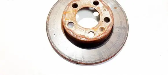Volkswagen Golf IV Rear brake disc neventiliuojamas