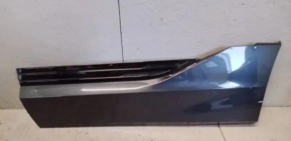 Audi e-tron Rear door trim (molding) 4ke853059a 4KE853059A 50202001000104177