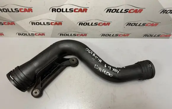 Skoda Octavia Mk2 (1Z) Intercooler hose/pipe 1K0145762P