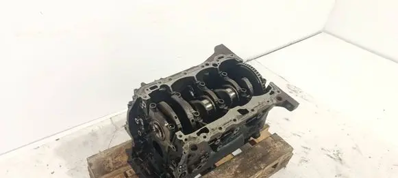 Audi Q3 8U Engine block 06H103021L