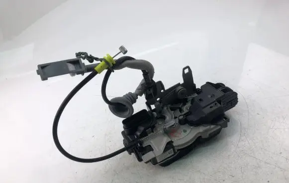 Volvo S90, V90 Coupe door lock (next to the handle) 31462456