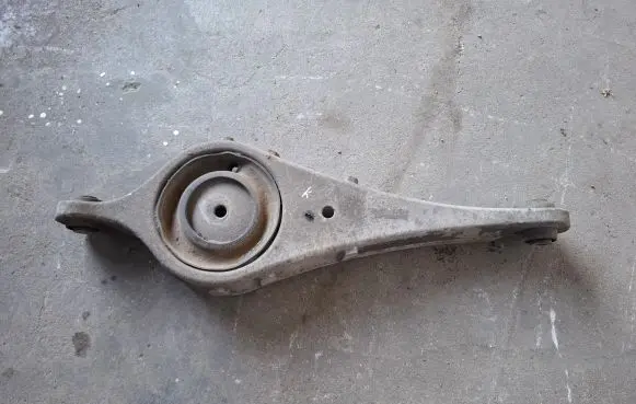 Volvo XC70 Rear upper control arm/wishbone 7G915K652