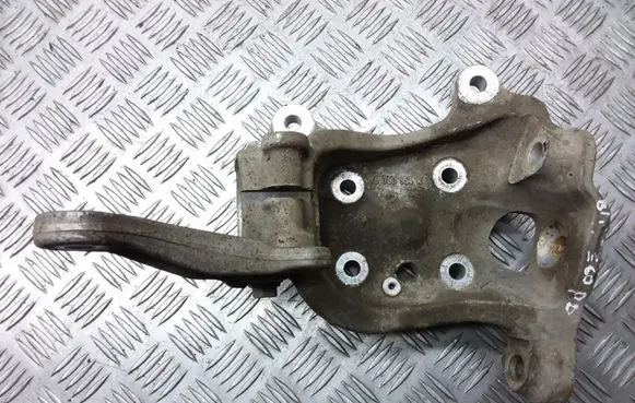 BMW 5 E60 E61 Front wheel hub spindle knuckle 6760954