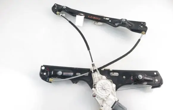 BMW X1 E84 Front door window regulator with motor 2990386