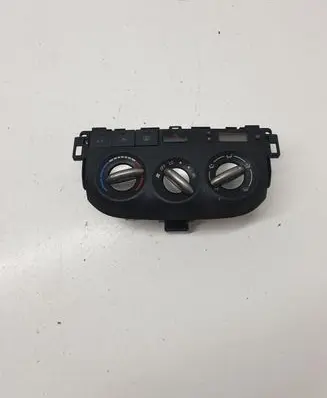Toyota RAV 4 (XA20) Climate control unit 5590042210 4559112050