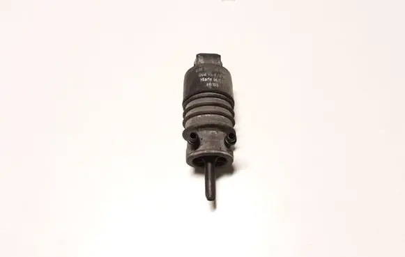 SsangYong Kyron Windscreen/windshield washer pump 90585762