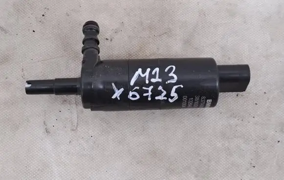 BMW 3 E92 E93 Headlight washer pump 8377430