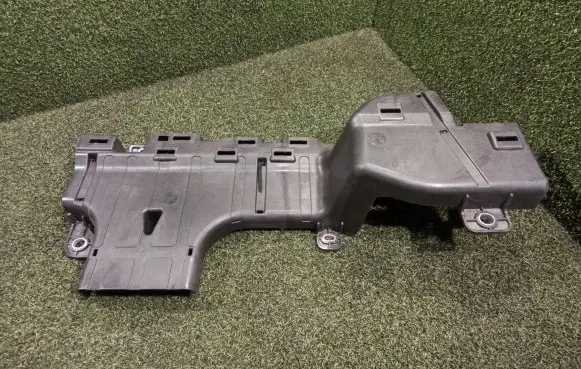Land Rover Defender Other interior part L8B2107B00BB L8B2107B00