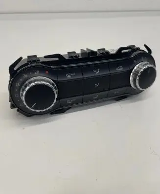 Mercedes-Benz CLA C117 X117 W117 Climate control unit