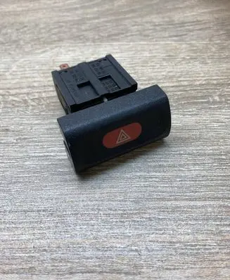 Opel Vectra B Hazard light switch 90565714