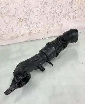 Opel Mokka B Intercooler hose/pipe 9824569380