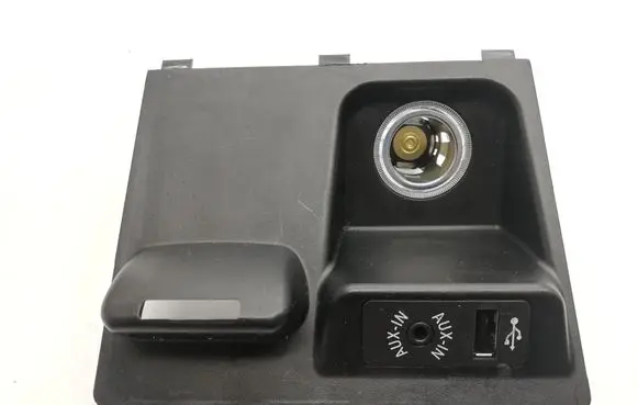 BMW X6 F16 AUX in-socket connector 9252108