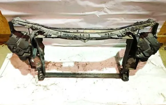 Audi A8 S8 D3 4E Radiator support slam panel